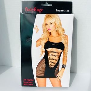 Body rage Intimates With FREE CHOKER